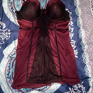 Torrid Black & Burgundy Wire Cup Lace Chemise Sz 3